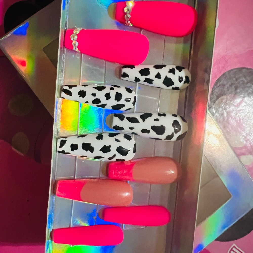 Vibrant Pink and Cow Print Press-On Nails